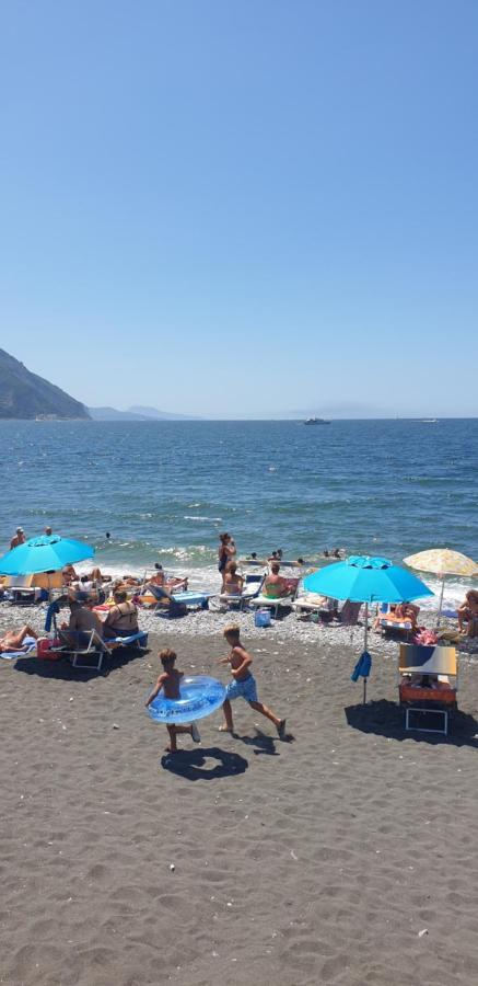 La Casa Sul Mare Castellammare di Stabia Exterior photo